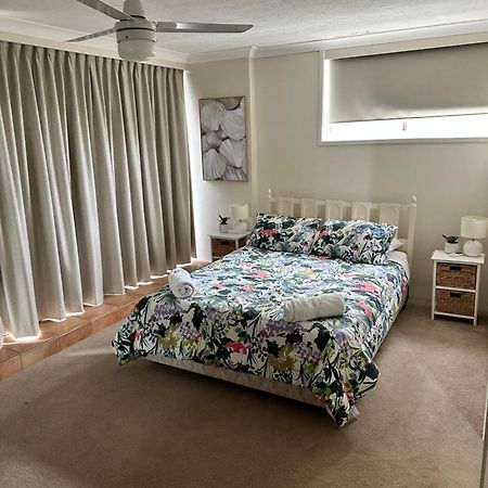 Queensleigh Holiday Apartments ブロードビーチ エクステリア 写真