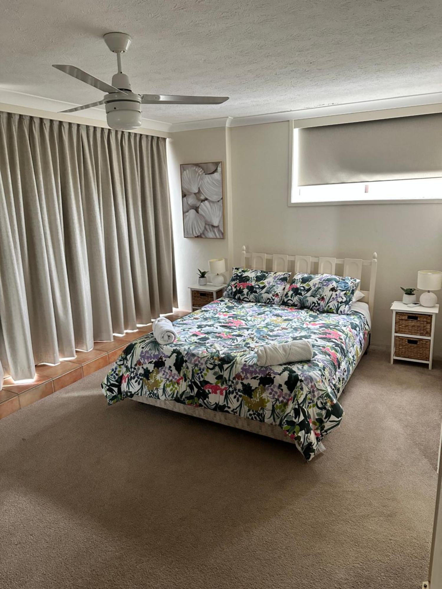 Queensleigh Holiday Apartments ブロードビーチ エクステリア 写真