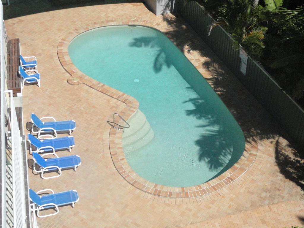 Queensleigh Holiday Apartments ブロードビーチ エクステリア 写真